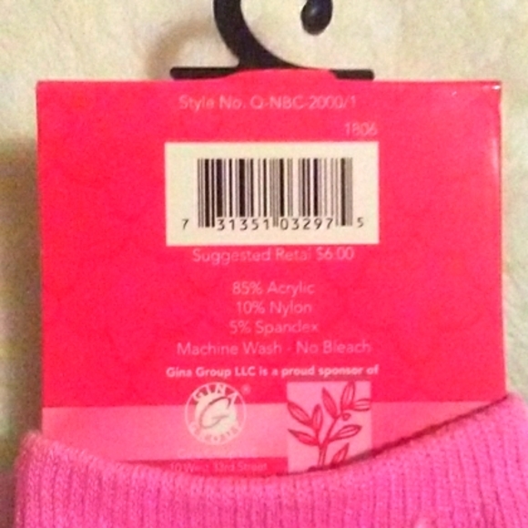 NWT Breast Cancer Awareness Crew Socks Bundle - Picture 6 of 6